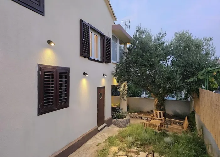 Grandma's House Rogoznica (Sibenik-Knin)